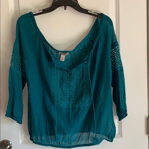 Arizona Jean Company Tops - Arizona Jeans Everglades tip.